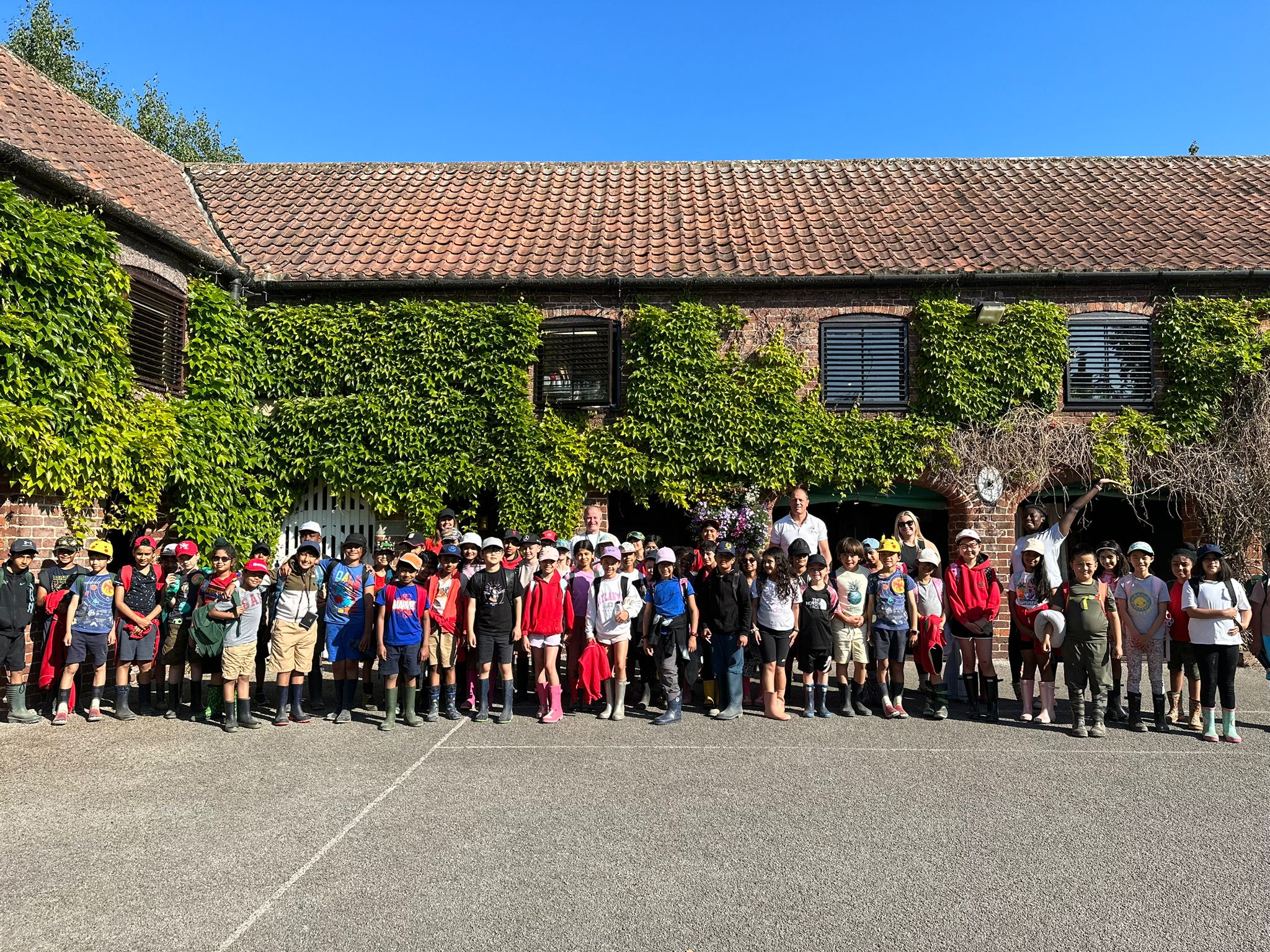 Year 4 outside Cranedale Centre